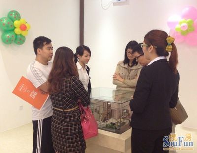 駿景灣品峰5月1日開放銷售，家年華活動好評如潮